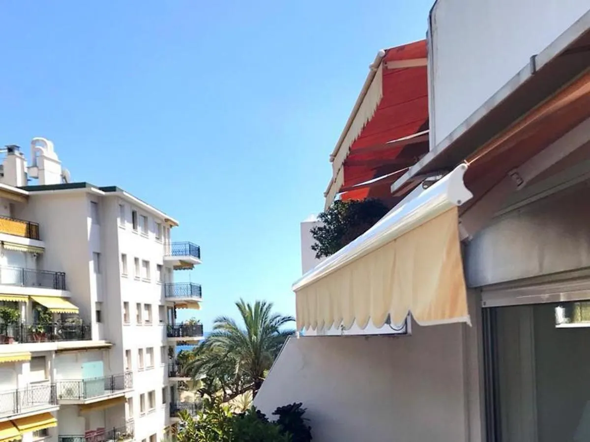 Appartement 2P Calme Avec Piscine Et Parking - Terrasse, Proche Plages Et Centre De Menton - Fr-1-196-239 Apartmán